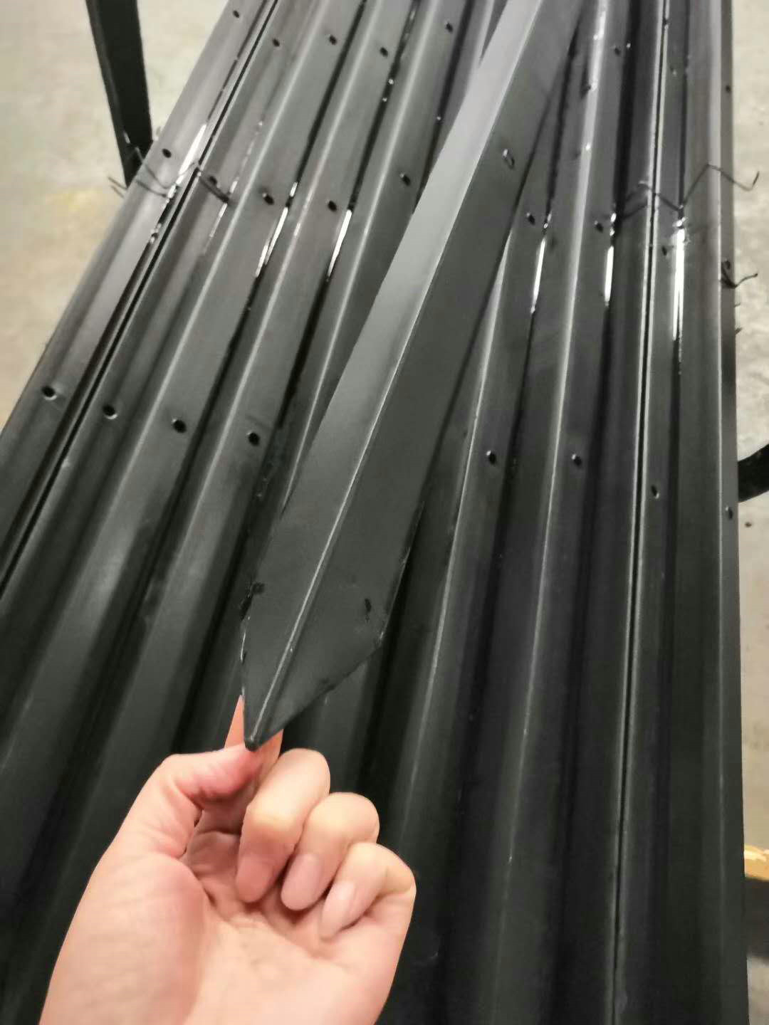 豪亮牛栏网